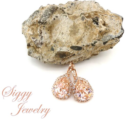 Swarovski Crystal Vintage Rose Bridal Drop Halo Earrings in a Pear Shape - Picture 5 of 14